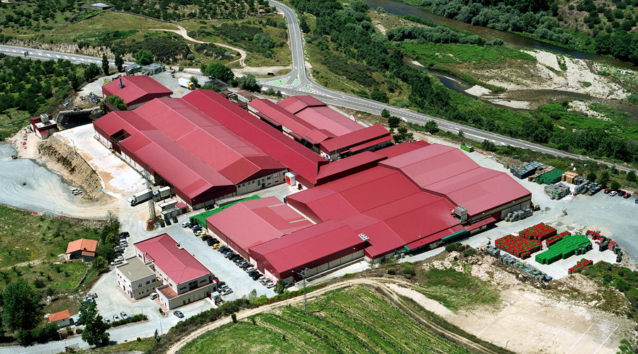 Fábrica e instalaciones de la Agrupación de Cooperativas del Valle del Jerte